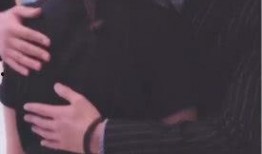 窦骁何超莲最新爆料图片,浪漫瞬间曝光！